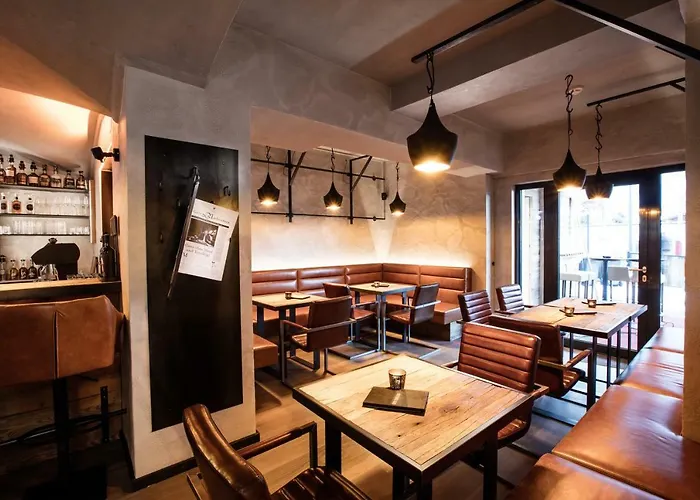 Perauer ホテル 3*